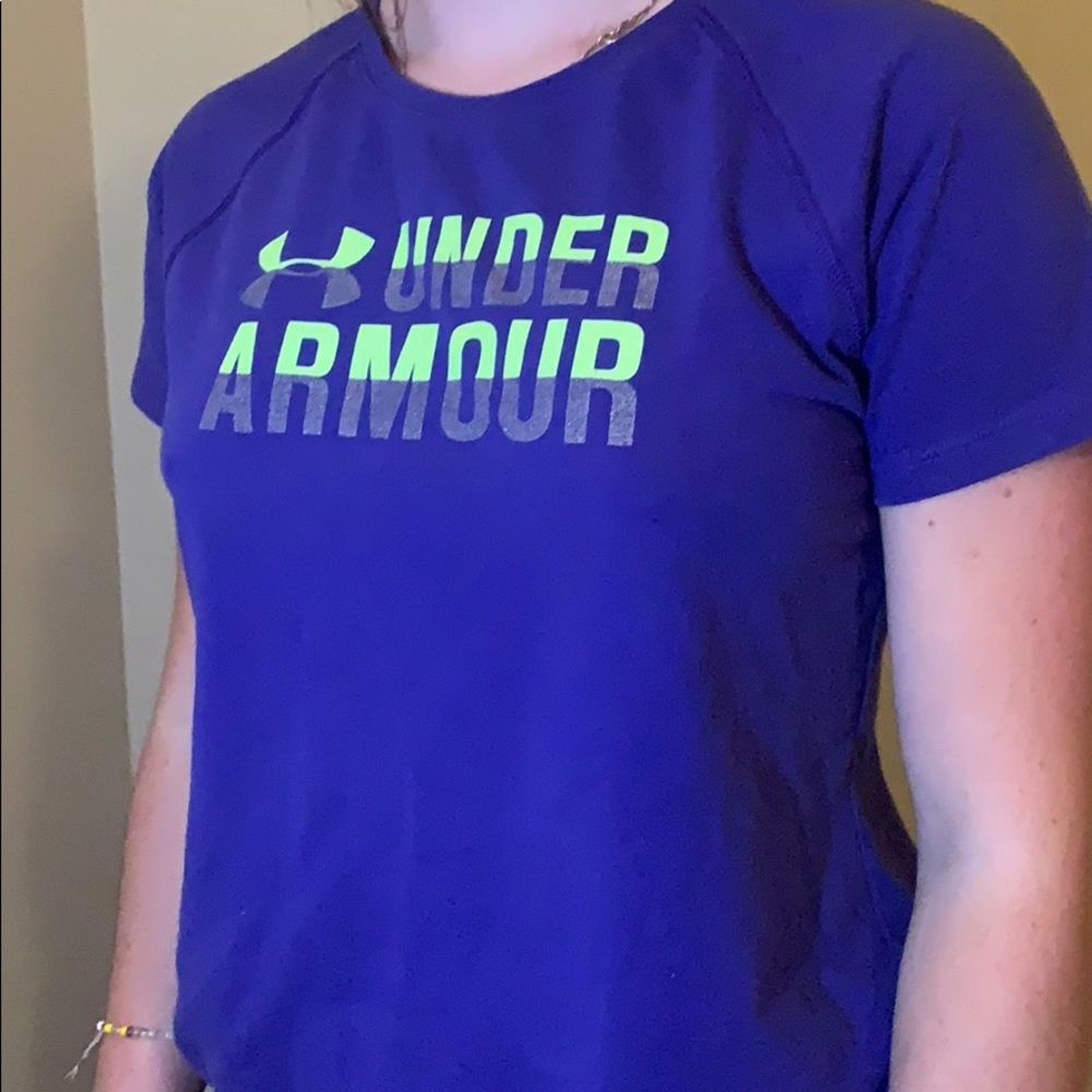 under amour short sleeve